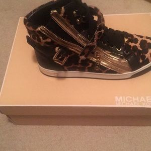 Micheal Kors sneakers